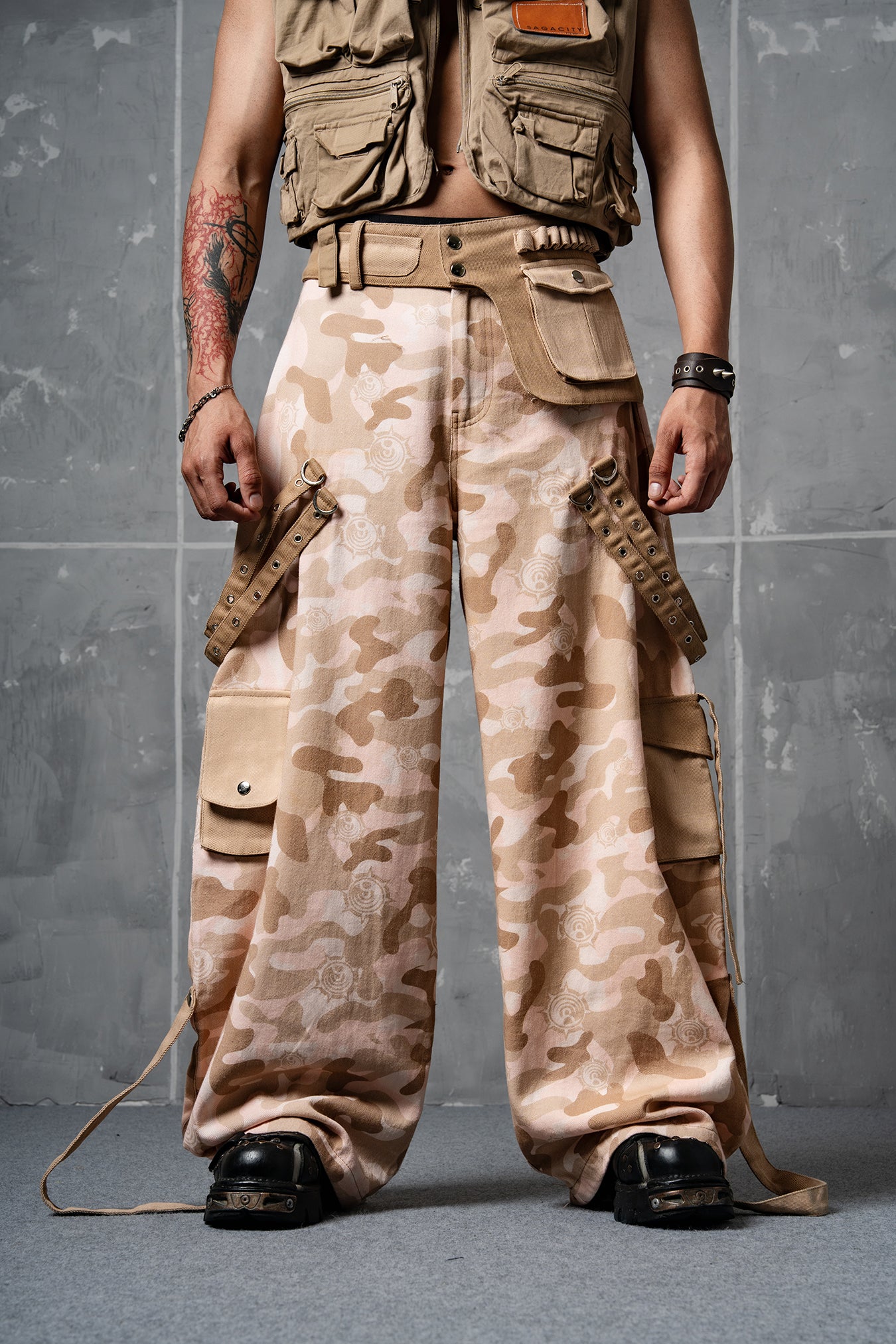 Cleaners Camouflage Pants – Sagacity
