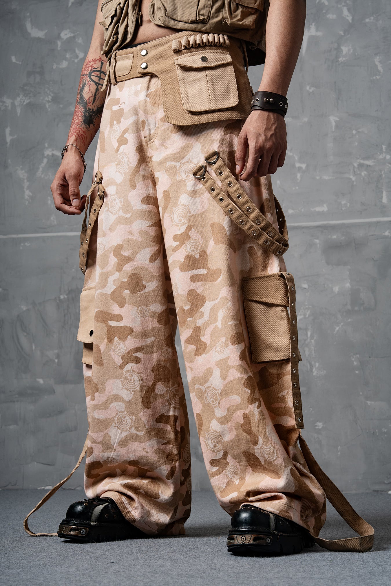 Cleaners Camouflage Pants – Sagacity