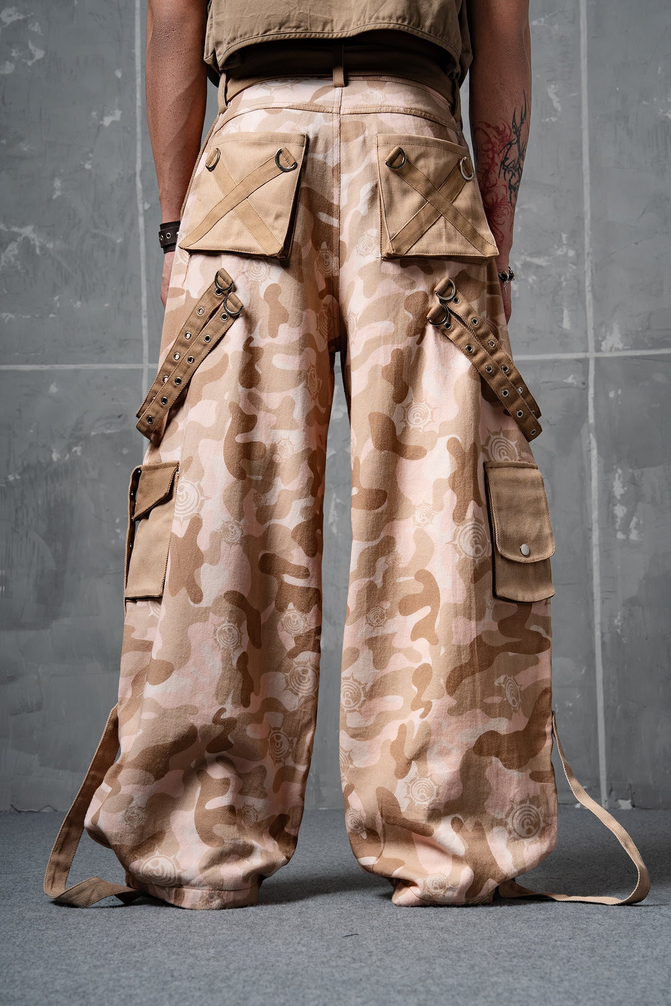 Cleaners Camouflage Pants – Sagacity